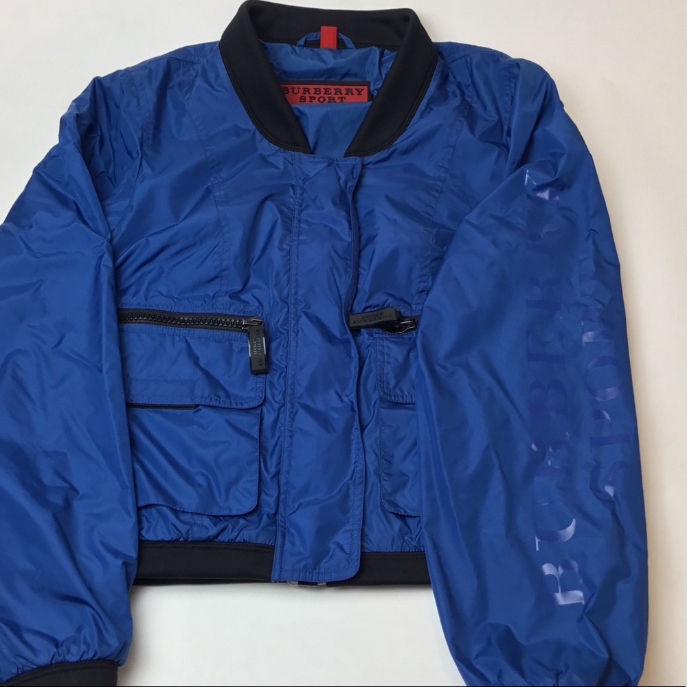 Burberry Sport Lightweight Jacket size Med blue